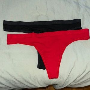 Brand new thongs